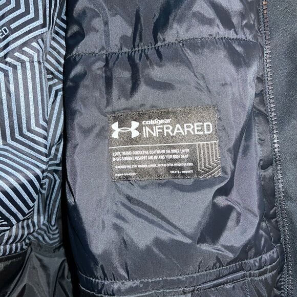 Under Armour Storm Proof Primaloft Black Ski Snowboard Jacket Women’s Small - Picture 14 of 16